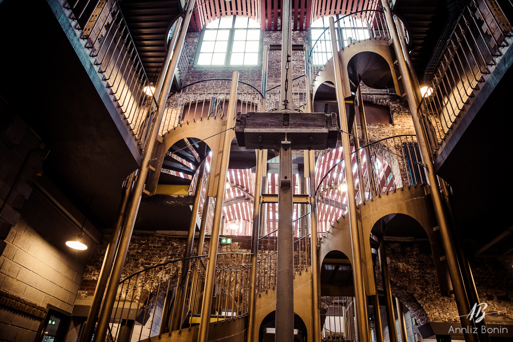 L'intérieur magnifique de l'ENSA de Rouen.